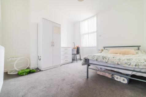 Call 02920 454555 to secure your viewing_8