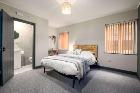 Room 2.jpg