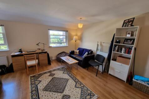 Flat 11, 7 Brunswick Street, Leamington Spa photo 3