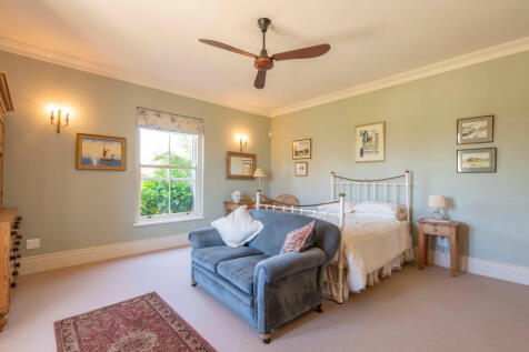 RIGHT WING DOWNSTAIRS BEDROOM