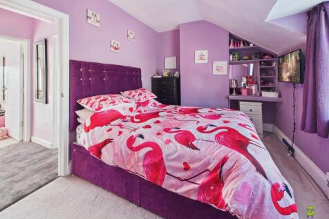 Presented by Clinton at EweMove Bexleyheath and Da