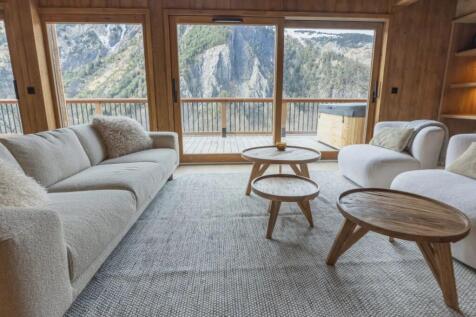 Chalet for sale in S