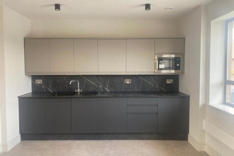 5f8d90b18eab4ee08e09d8e3c442d96b_Photo_4_large.j