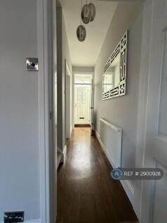 Entrance/Hallway