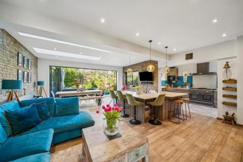 Grove Park Road, W4 - FOR SALE