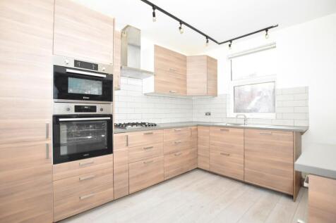 Kitchen 1.JPG