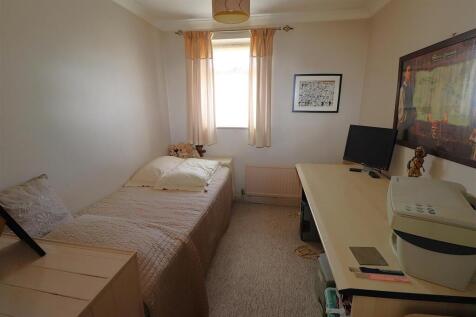 BEDROOM 3.JPG