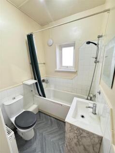 Manley Street place , Brighouse photo 4