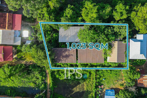 4-Villa Compound with rental business For Sale - Sala Kamreuk, Siem Reap