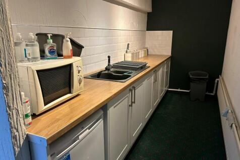 Office to rent Image 5