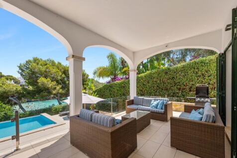 Covered Terrace (1)