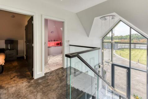 The Stables, Mile Flat-Landing.jpg