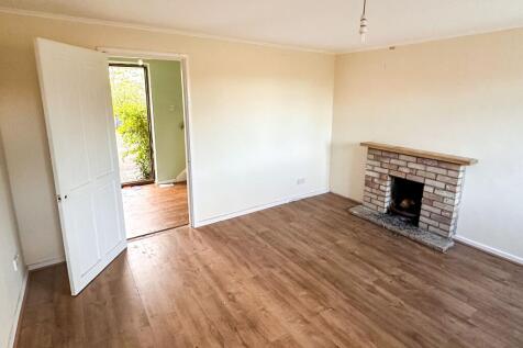 4 Bickhams, Foxham, Wiltshire, SN15 4NG