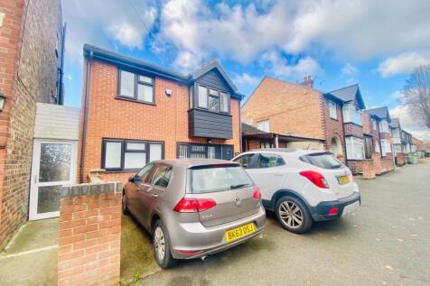 6-bed house on Allington Avenue, Lenton, £3,640/mo