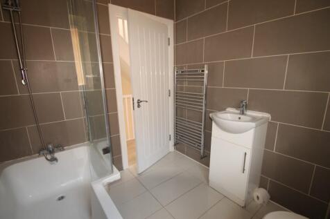 Main bathroom