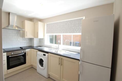 Withy Bush, Burgess Hill, RH15 photo 5