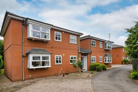 Flat 3 Maypole Court (2).jpg