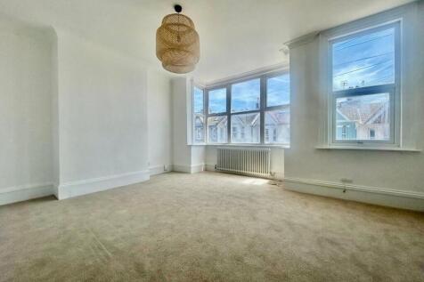 Living room.JPG