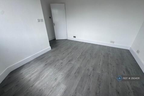 Master Room 1