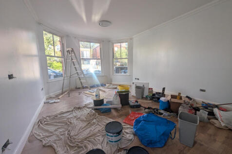 Prout Grove, London, London, NW10 photo 5