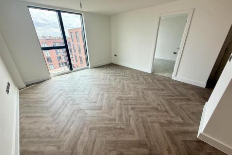 1-bed flat on Lombe House, 34 Liversage Street, Derby, £900/mo