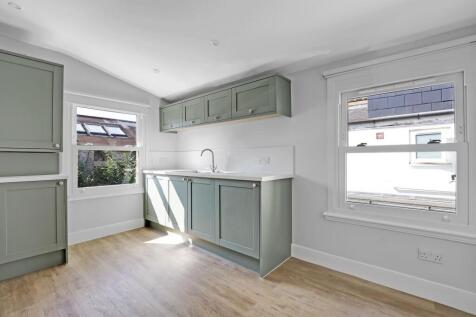 7.KITCHEN.jpg