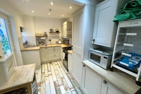 Ronald Avenue, Llandudno Junction, LL31 9HA photo 4