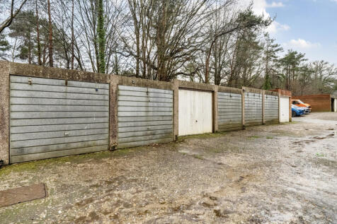 1408228-22-698631...