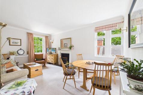 Living / Dining Room