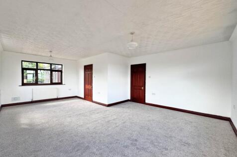 Thornham Road, Royton photo 4