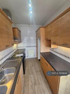 Salisbury Drive, Manchester, M25 photo 4