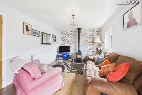Cosy Lounge with log burner