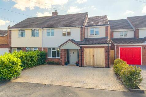 Barnett Close Kingswinford 1.jpg