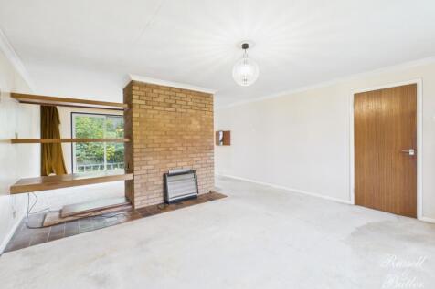 CAM02127G0-PR0352-STILL003