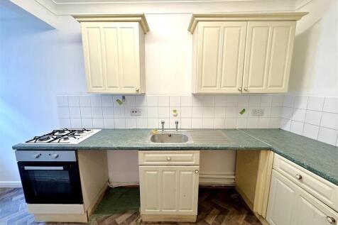 IMG_0768 Kitchen 2.jpg
