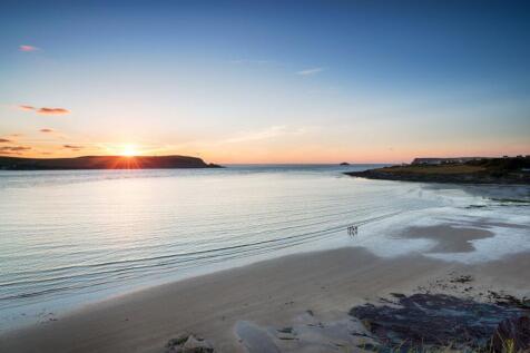 66ace2ab32700_Daymer Bay sunset-resized