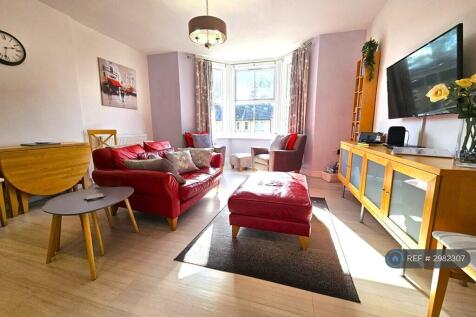 Large Living Area