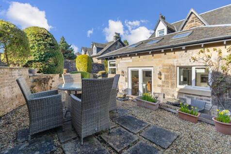 4 bed, 2 bath Detached in Glasgow - Photo 36