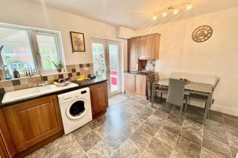 Victor Crescent, Sandiacre, NG10 photo 3