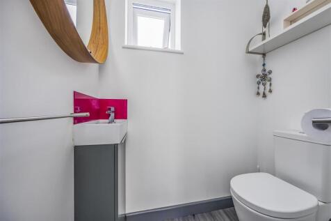 29 Wraysbury Park Drive, Emsworth-PorticoMarketing