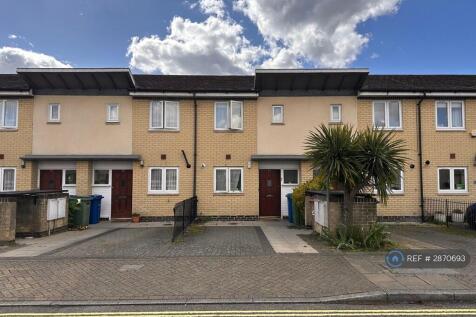 Front Garden &amp; Parking Bay