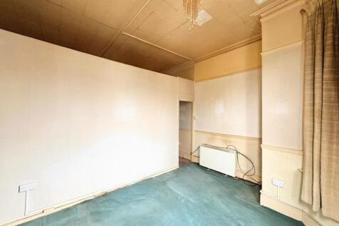 Bedroom Reverse