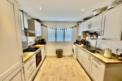 Fitted Kitchen