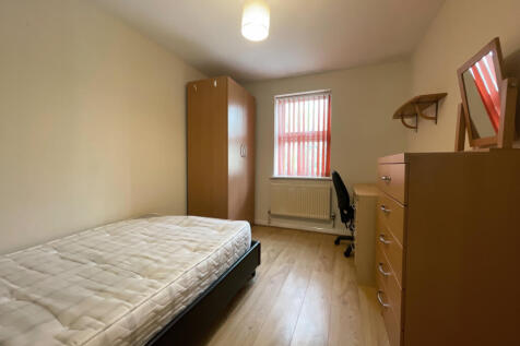 Carlton Close, Loughborough photo 2