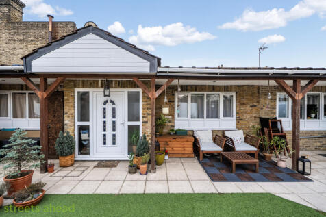 0768ee3b-f868-484...