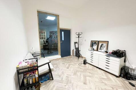 Beauty Room