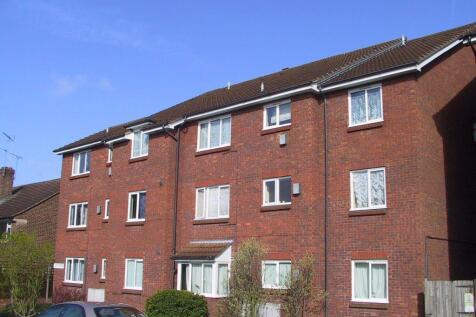 holly lodge ext.jpg
