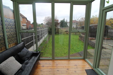 Ringwood Crescent, Wollaton  photo 4