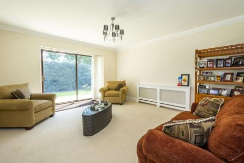 Coombe Lane West Kingston Upon Thames KT2 photo 4