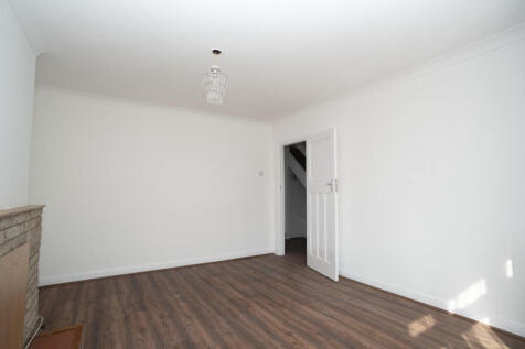 Chestnut Grove, Mitcham photo 5